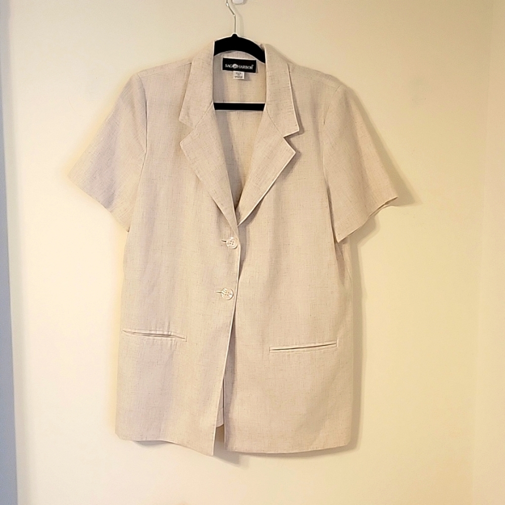 Sag Habor button top